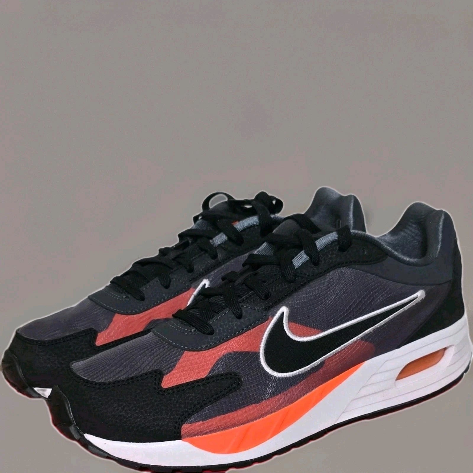 Nike Air Max Solo SE